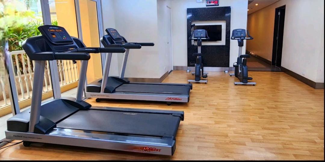 Spacious Cozy Suite At The Venice Mall With Free Parking And Washing Machine (Adults Only) Taguig Εξωτερικό φωτογραφία